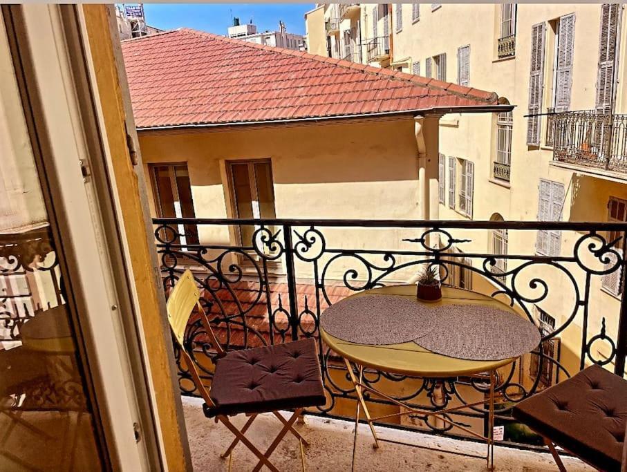 Massena Street, 2 Rooms Balcony Nice Exteriör bild